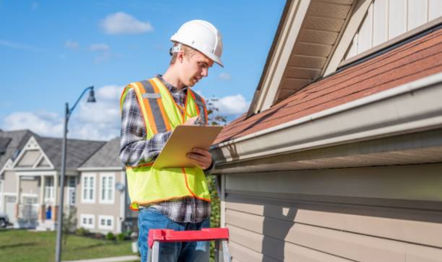 Simple Visual Checks Residents Can Do to Spot Early Roof Damage Signs