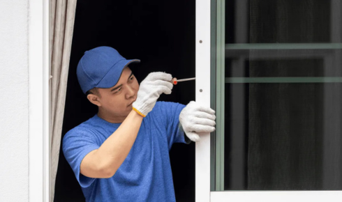 Safe-S-Cape Window Security Screen Setupallows