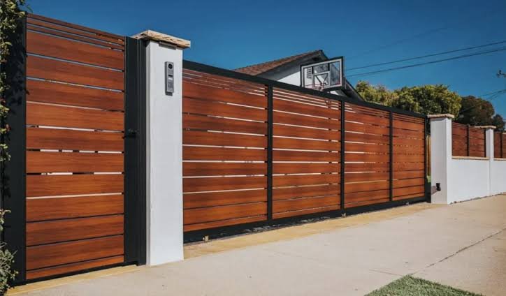 Custom Gate Installation